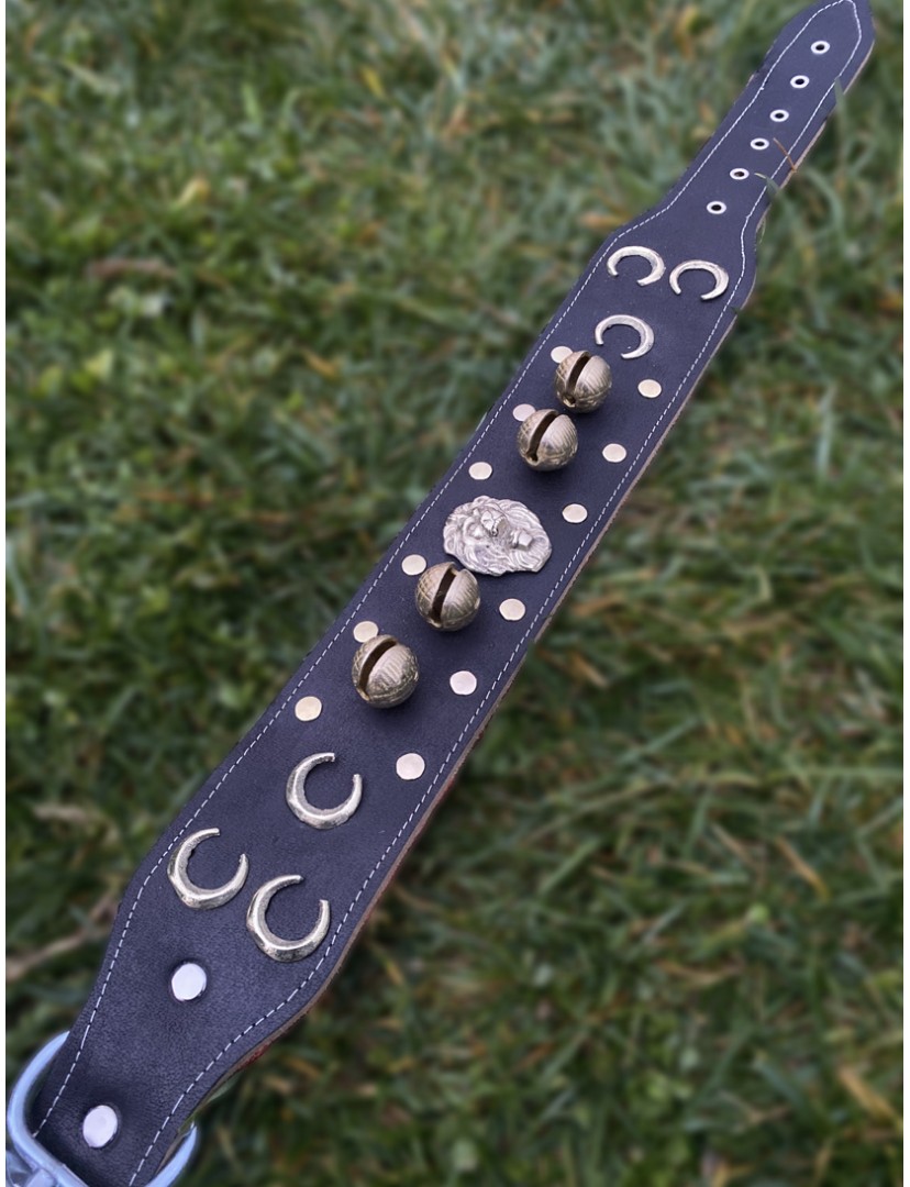 Kangal Köpek Tasması Hakiki Deri 4 Zilli Aslan Başlı Üç Hilalli 